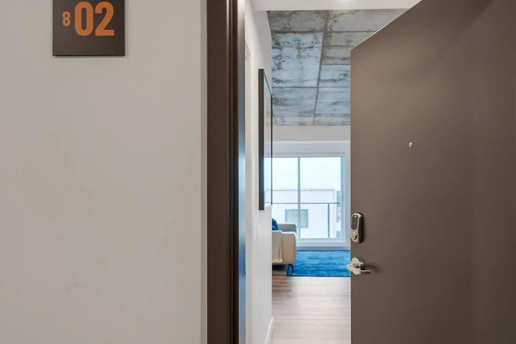 Appartement Initial / Fleuriste +Parking / Centre-ville Qc Ville de Québec