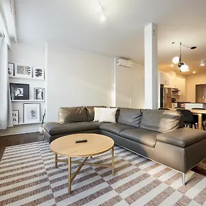 New Spacious Industrial Loft In Le Plateau By Den Appartement Montréal