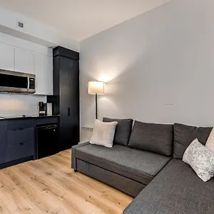 Touristique ▐ 335 Saint Joseph E▐ Appartement